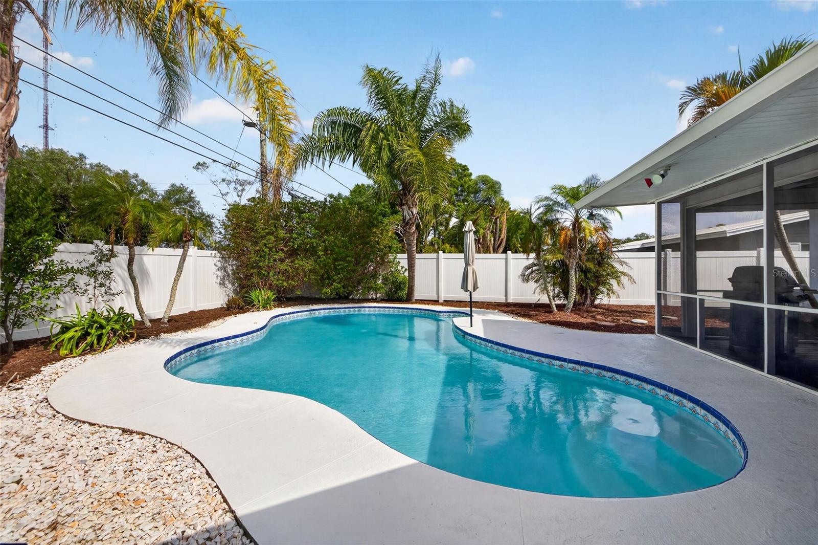 8220 QUAIL RD, SEMINOLE, FL, 33777