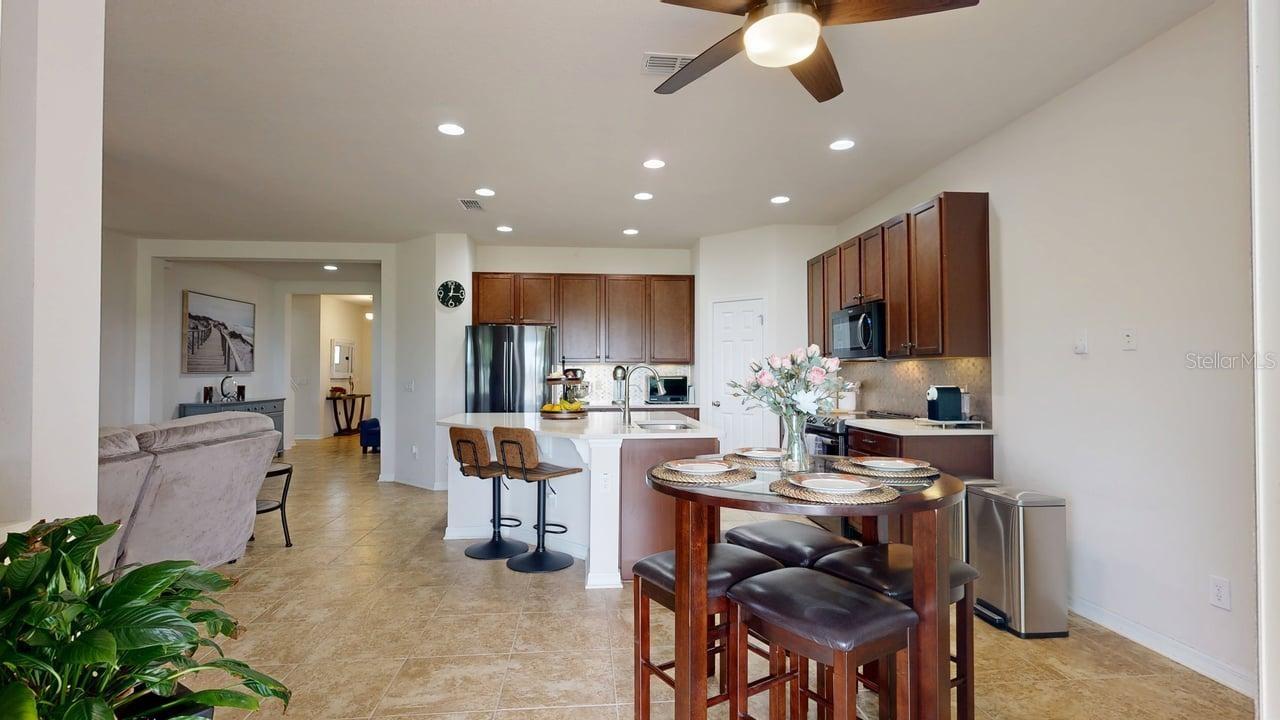 914 BAY BRIDGE CIRCLE, APOPKA, FL, 32703