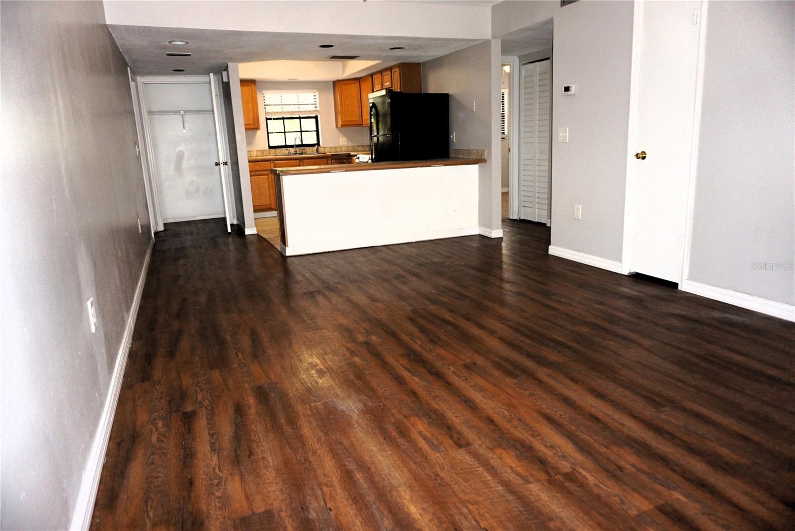 Living/dining back to kitchen