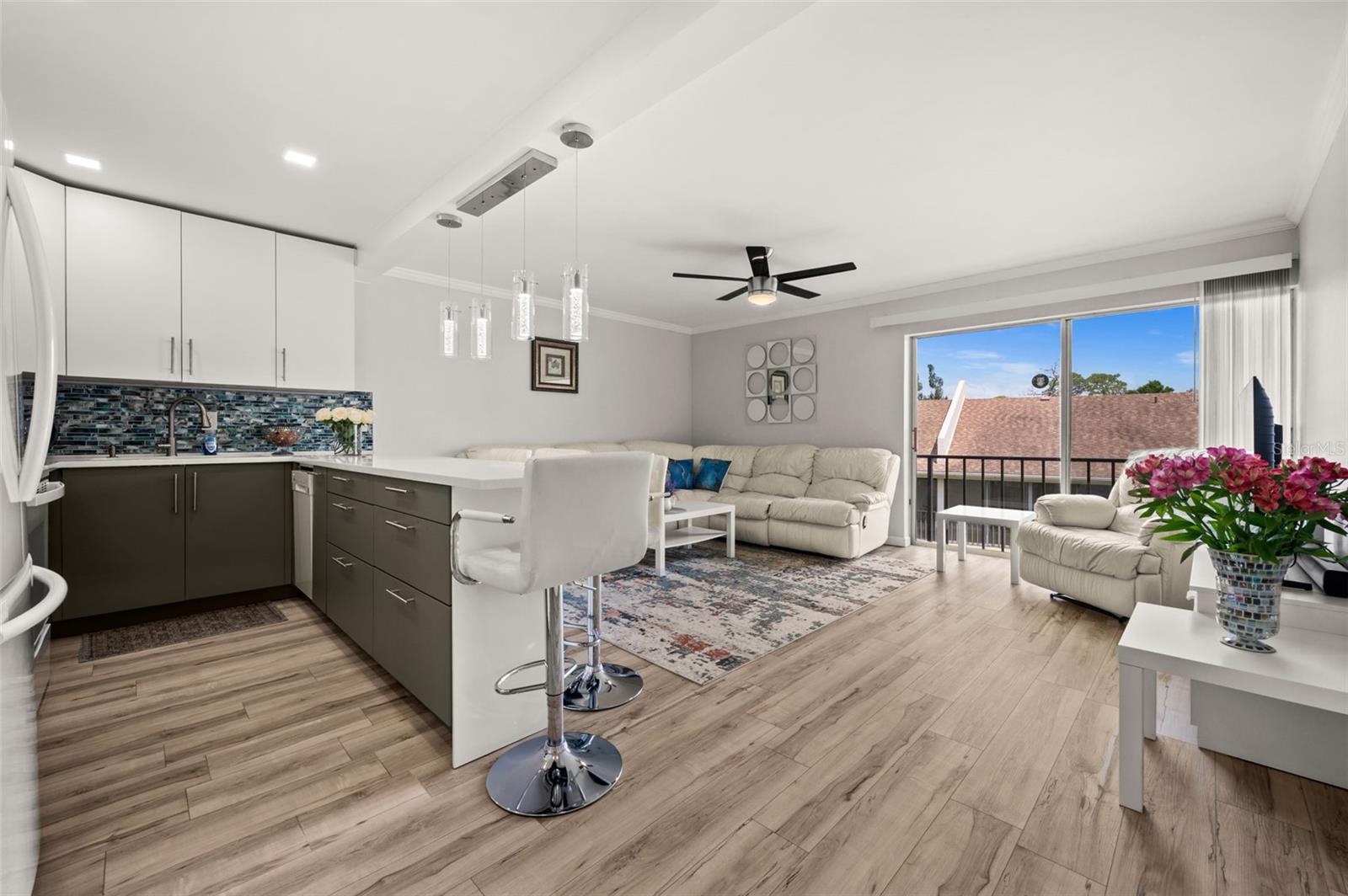 2763 WOODGATE LN #301, SARASOTA, FL, 34231