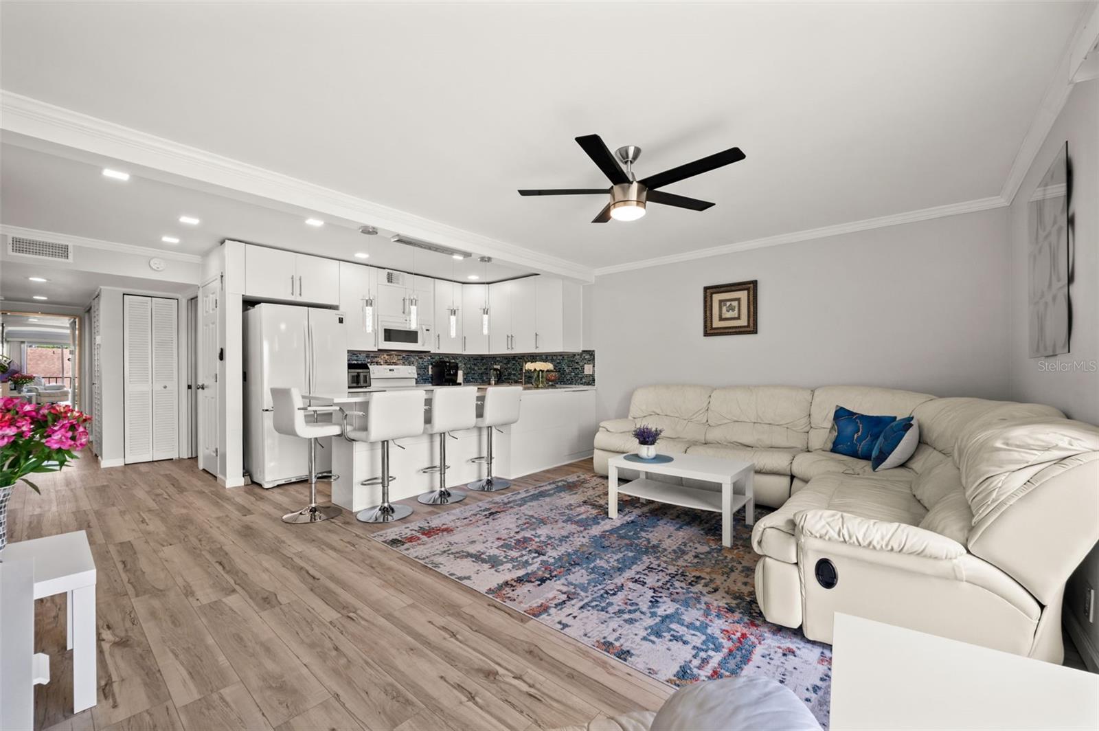2763 WOODGATE LN #301, SARASOTA, FL, 34231