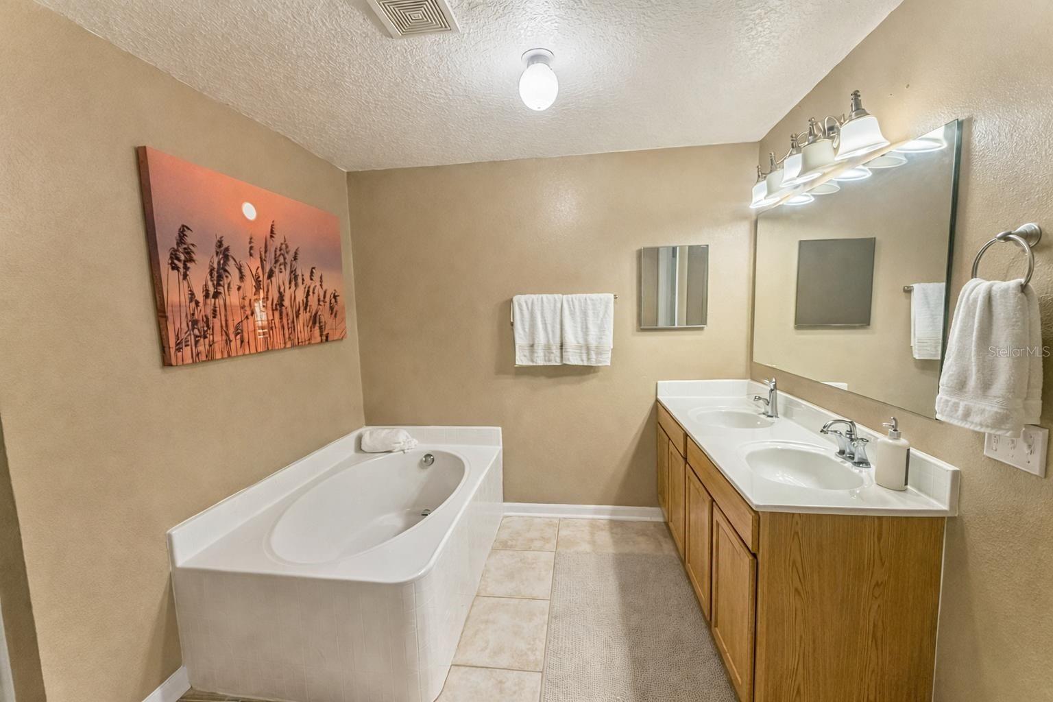 217 TRES REYES LN, GROVELAND, FL, 34736