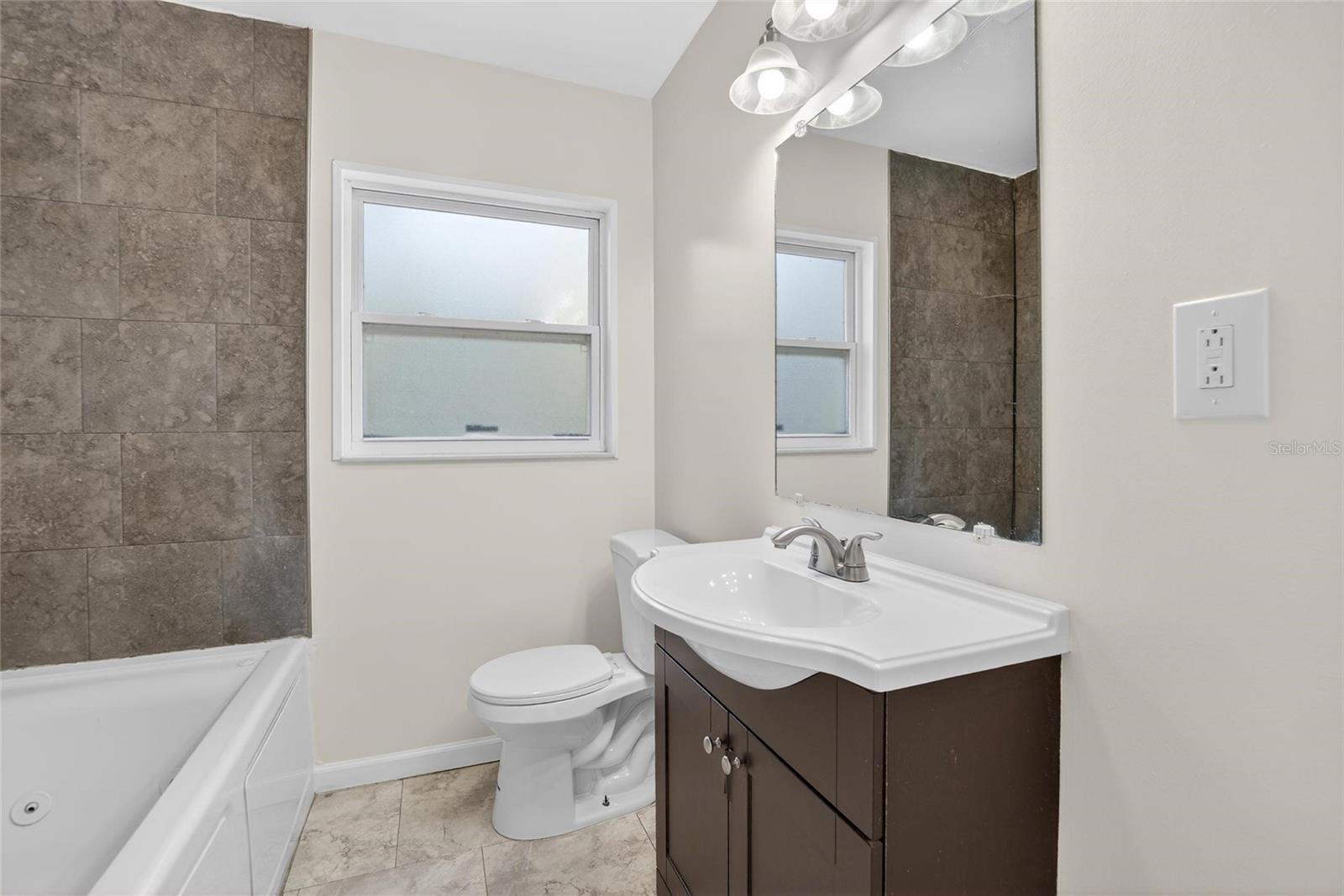 311 NE 5TH ST, MULBERRY, FL, 33860