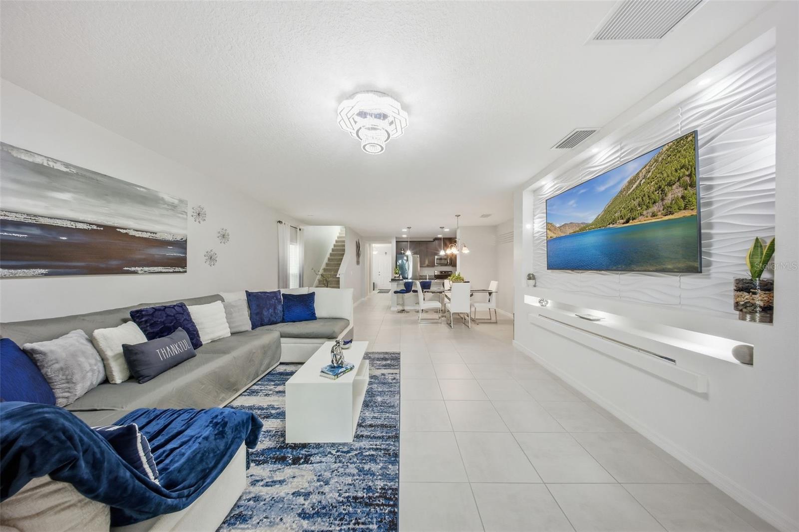 1669 SWAN SWIM DR, DAVENPORT, FL, 33837