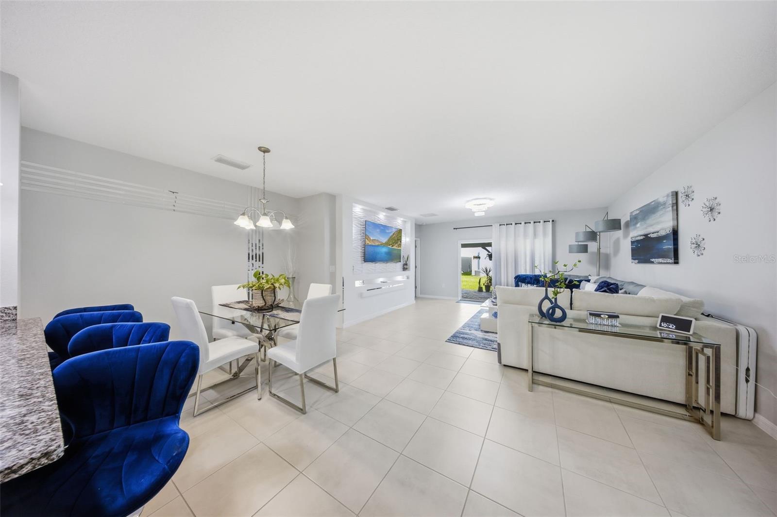 1669 SWAN SWIM DR, DAVENPORT, FL, 33837