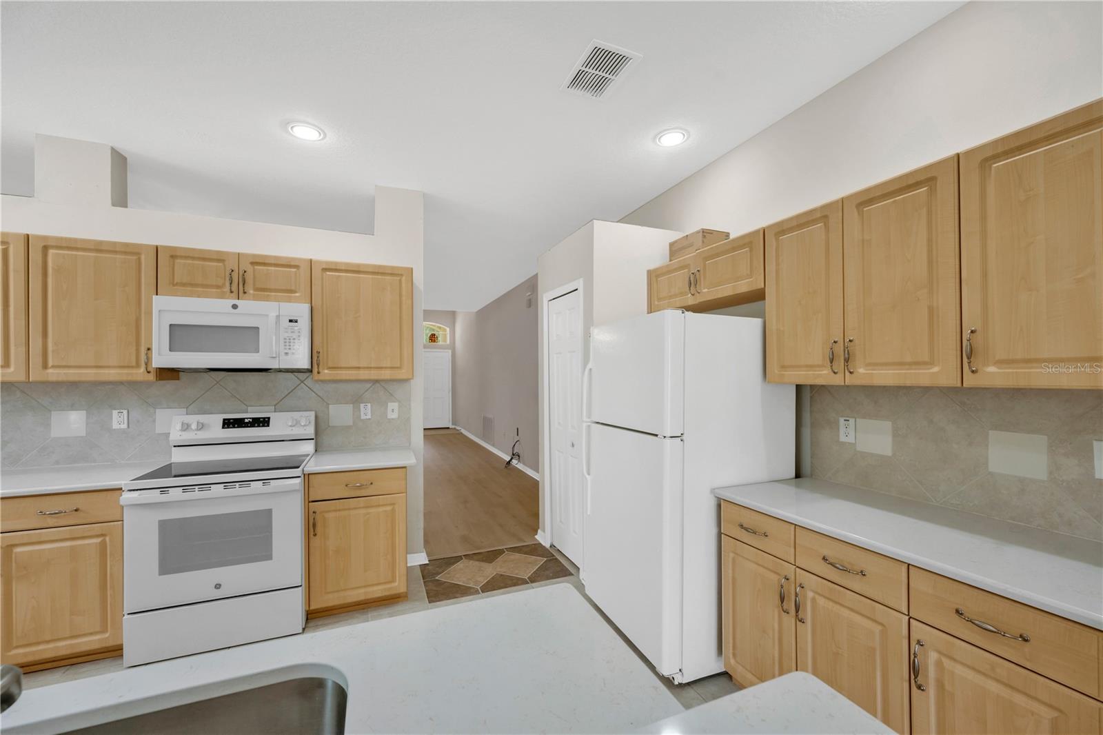 3415 CLOVER BLOSSOM CIR, LAND O LAKES, FL, 34638