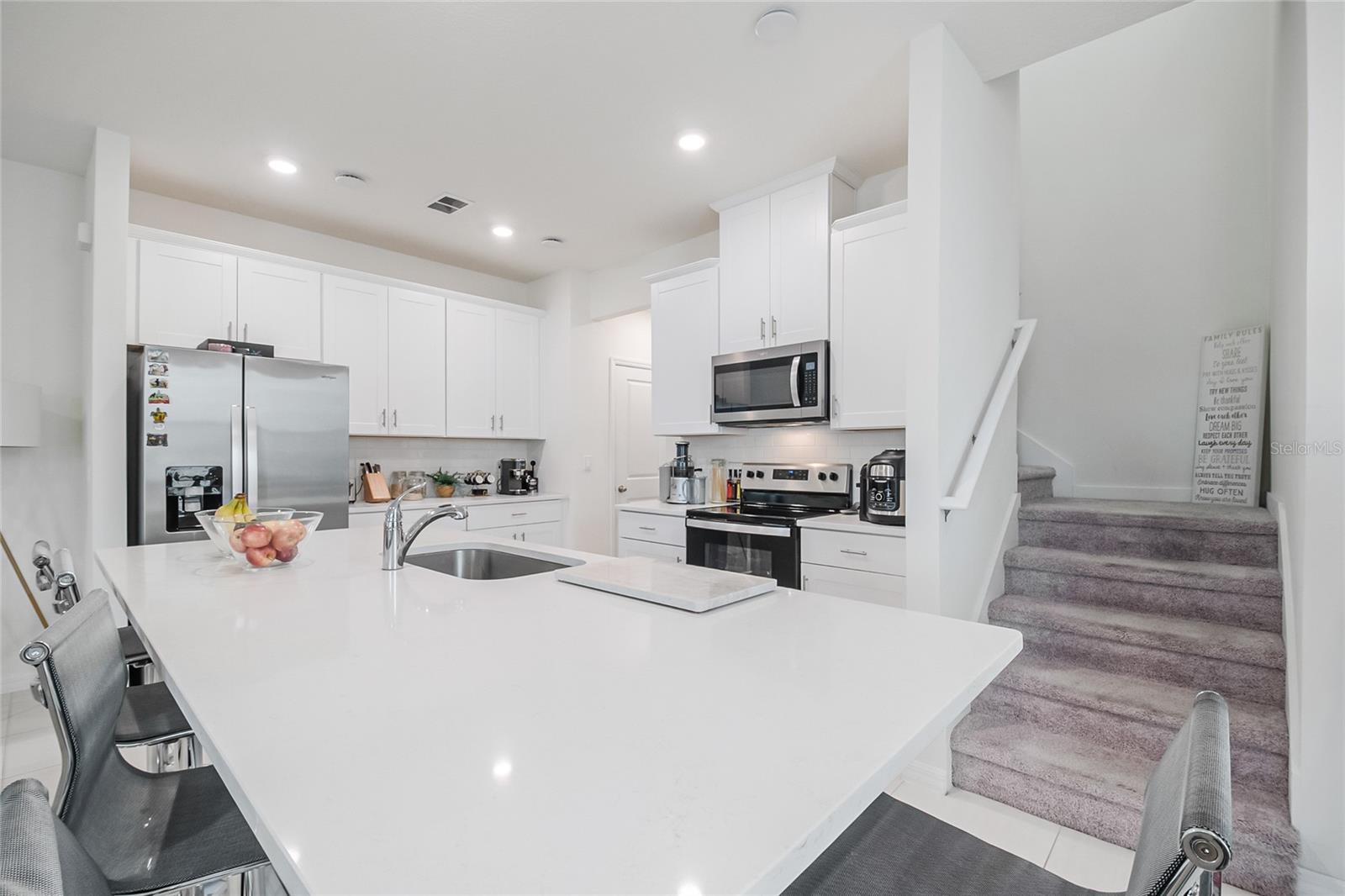 4377 SMALL CREEK RD, KISSIMMEE, FL, 34744