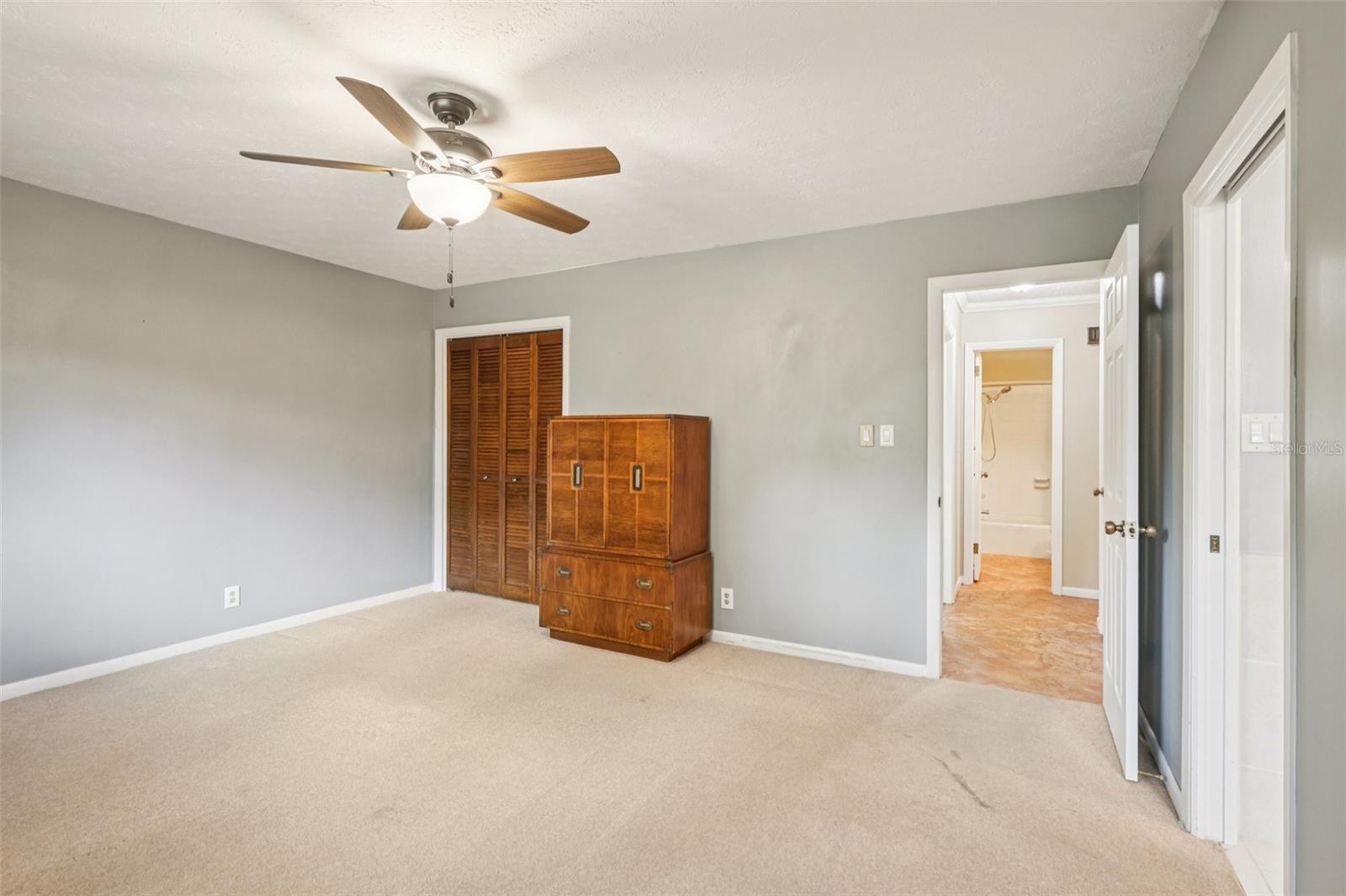 11732 MOFFAT AVE, TAMPA, FL, 33617