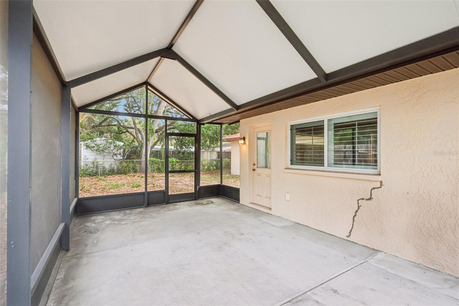 11732 MOFFAT AVE, TAMPA, FL, 33617