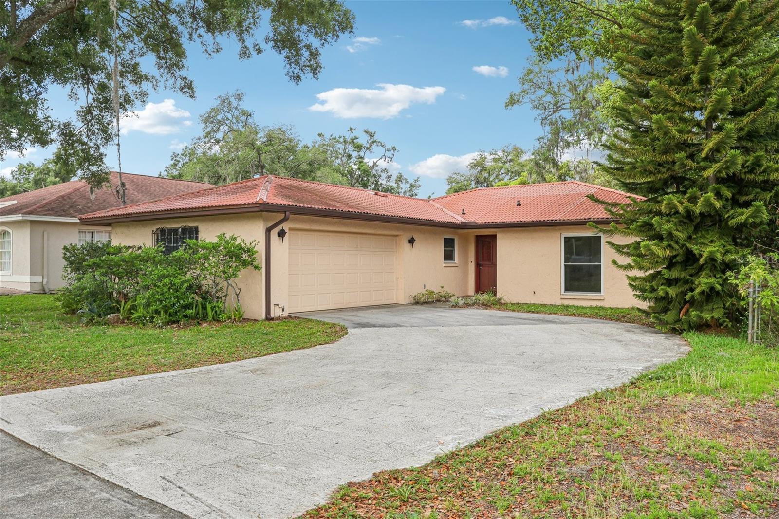 11732 MOFFAT AVE, TAMPA, FL, 33617