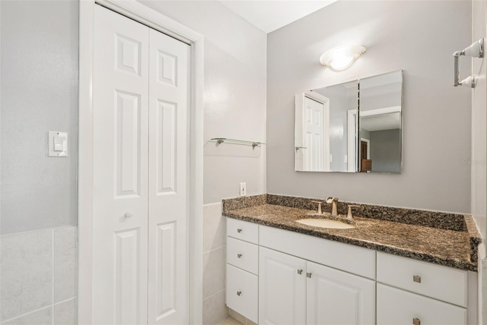 11732 MOFFAT AVE, TAMPA, FL, 33617