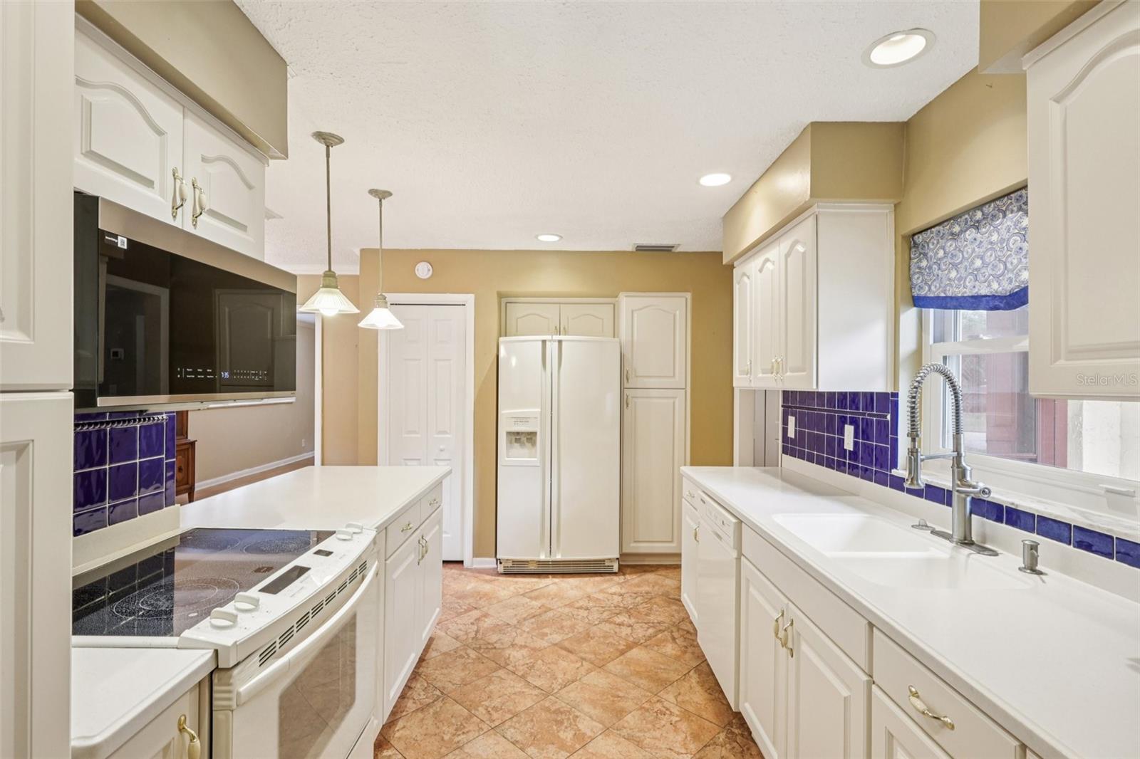 11732 MOFFAT AVE, TAMPA, FL, 33617