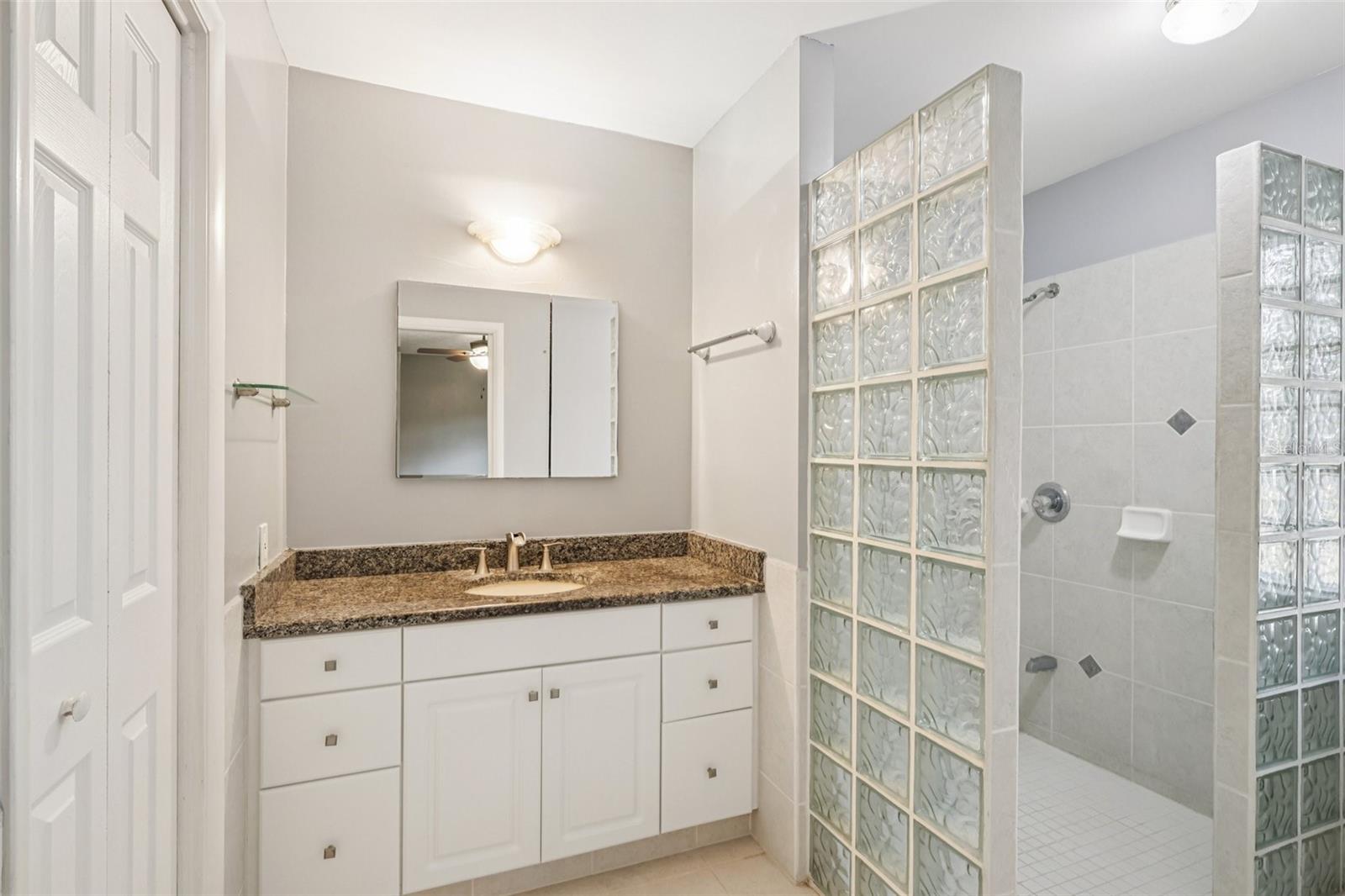 11732 MOFFAT AVE, TAMPA, FL, 33617