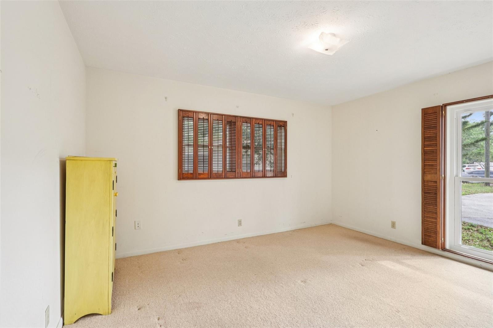 11732 MOFFAT AVE, TAMPA, FL, 33617