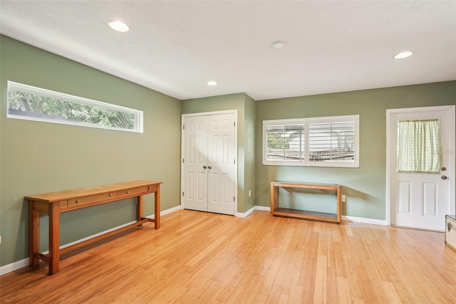 11732 MOFFAT AVE, TAMPA, FL, 33617