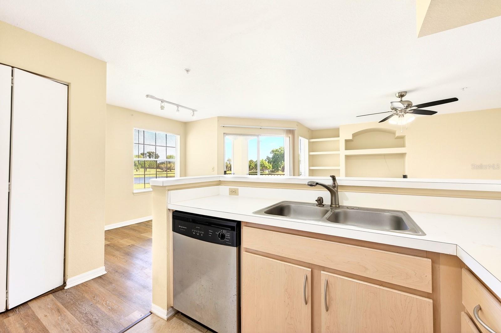 7330 WESTPOINTE BLVD #424, ORLANDO, FL, 32835