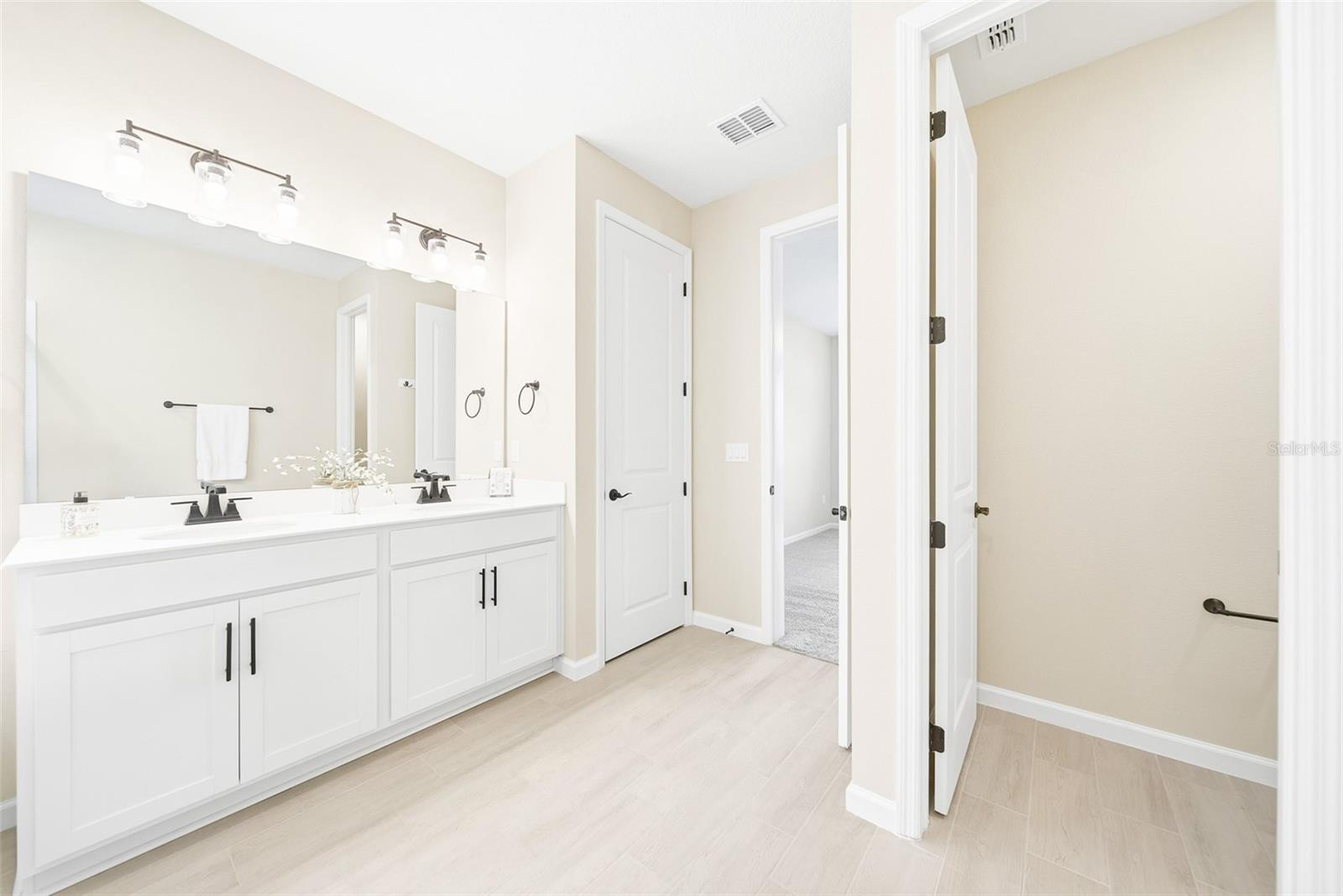253 HILLTOP BLOOM LOOP, HAINES CITY, FL, 33844