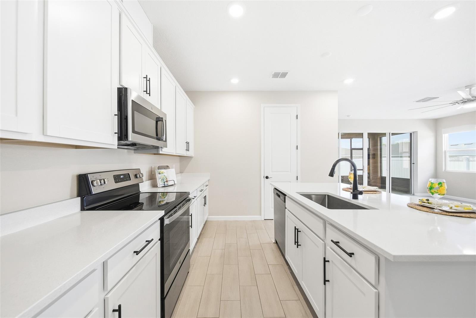 253 HILLTOP BLOOM LOOP, HAINES CITY, FL, 33844