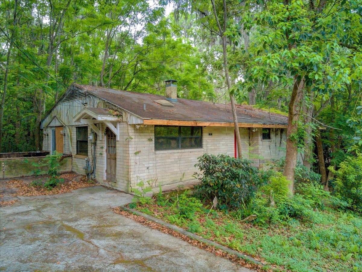 2215 NW 9TH PL, GAINESVILLE, FL, 32605