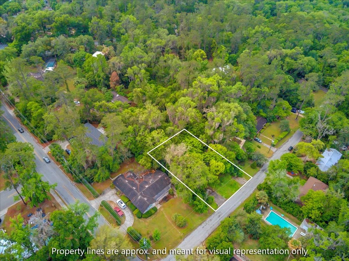 2215 NW 9TH PL, GAINESVILLE, FL, 32605