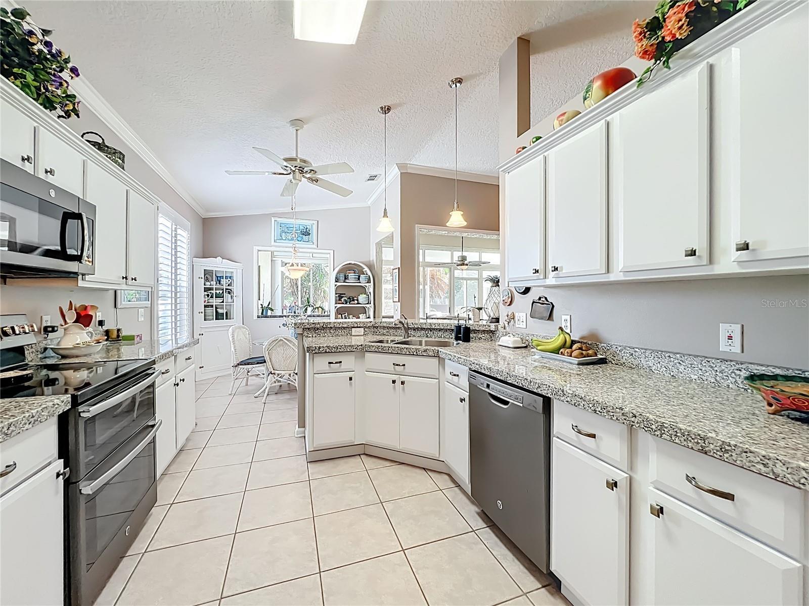 233 HANGING MOSS CIR, LAKE MARY, FL, 32746