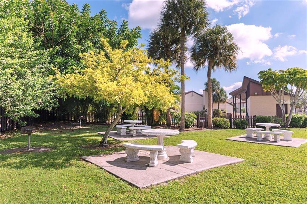 2724 HIDDEN LAKE BLVD #A, SARASOTA, FL, 34237