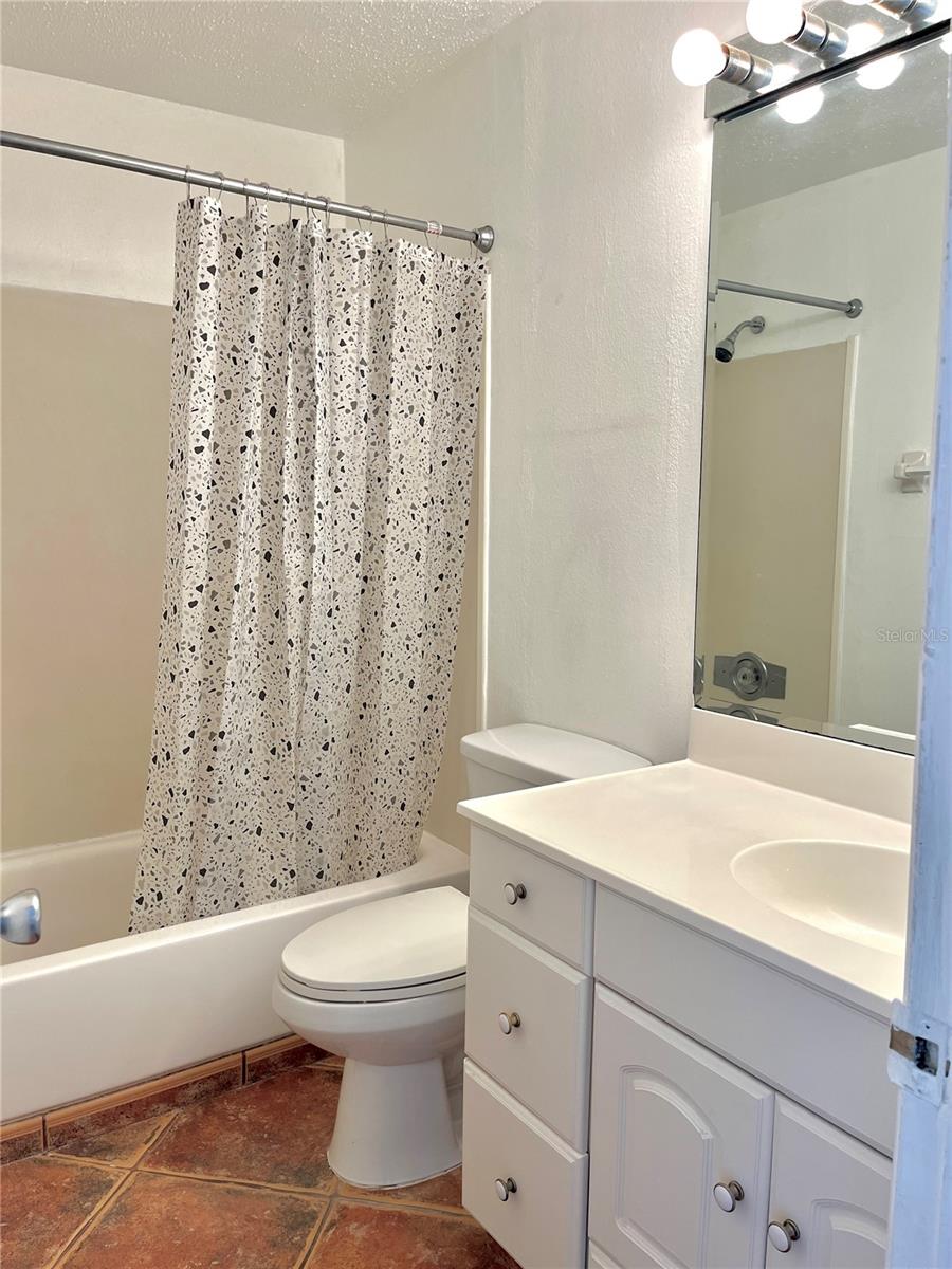 2724 HIDDEN LAKE BLVD #A, SARASOTA, FL, 34237