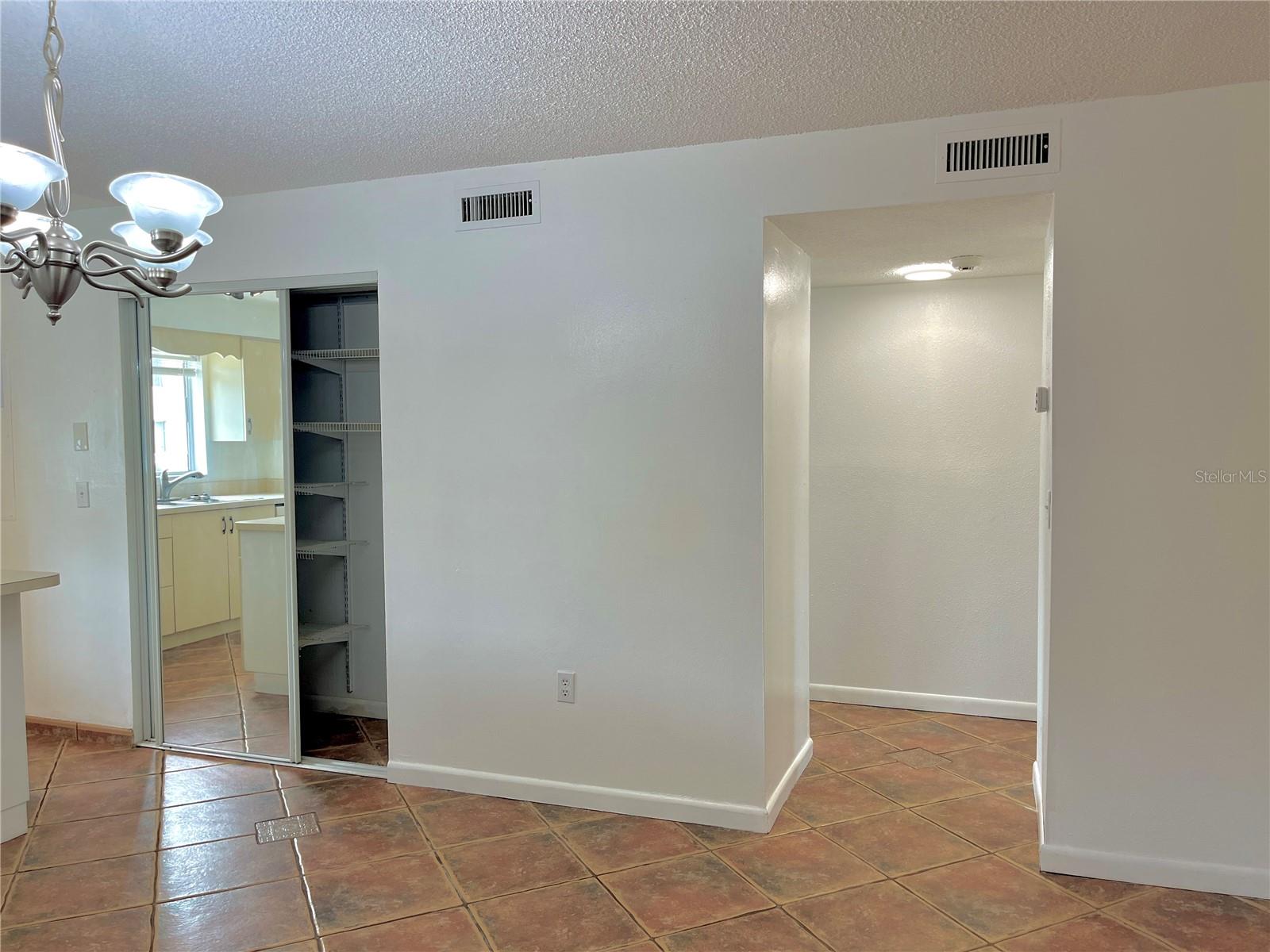 2724 HIDDEN LAKE BLVD #A, SARASOTA, FL, 34237