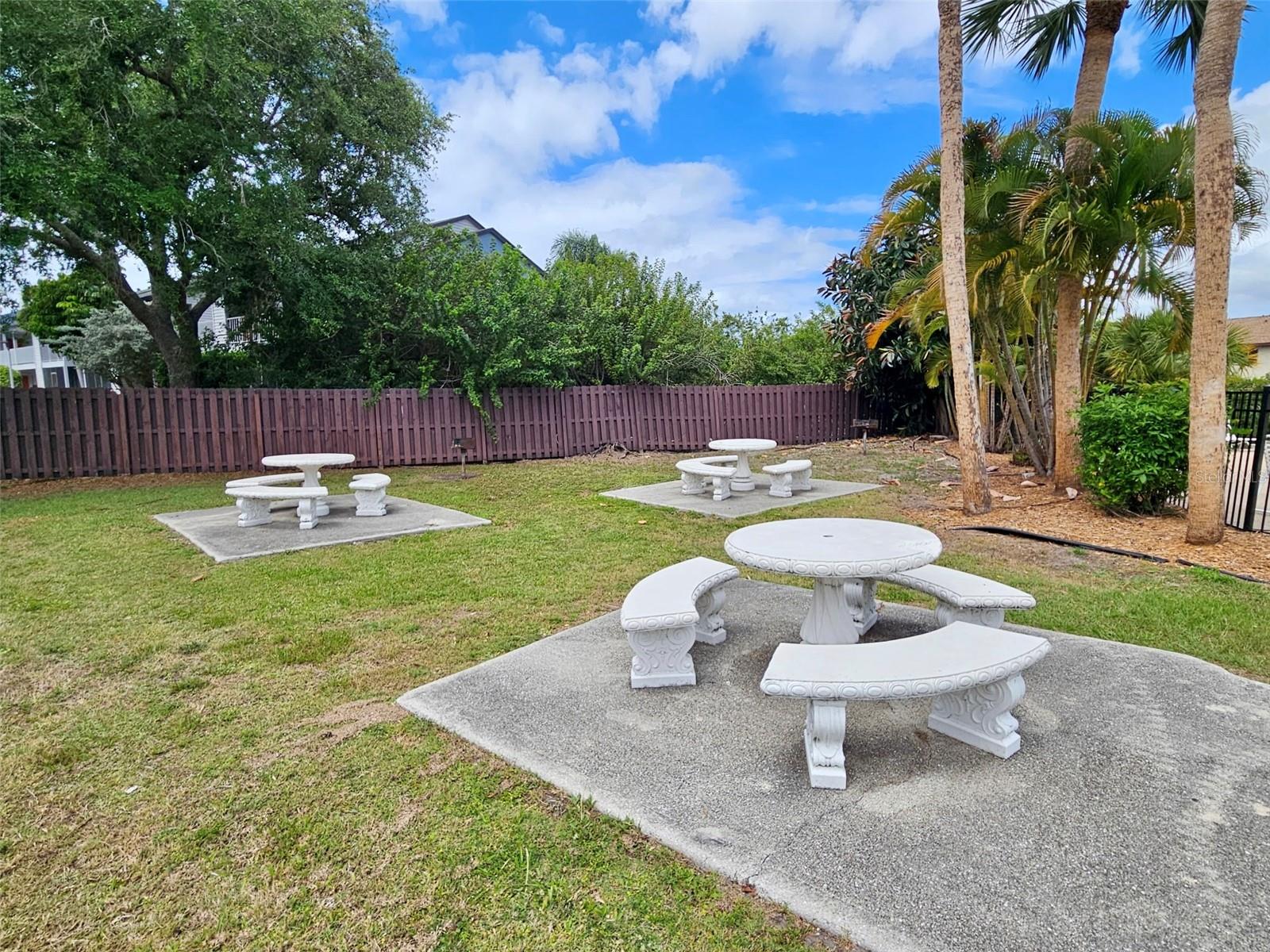 2724 HIDDEN LAKE BLVD #A, SARASOTA, FL, 34237