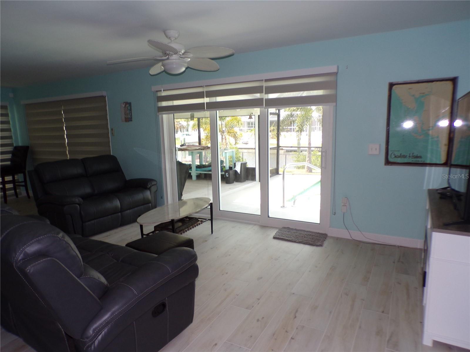 21088 EDGEWATER DR, PORT CHARLOTTE, FL, 33952