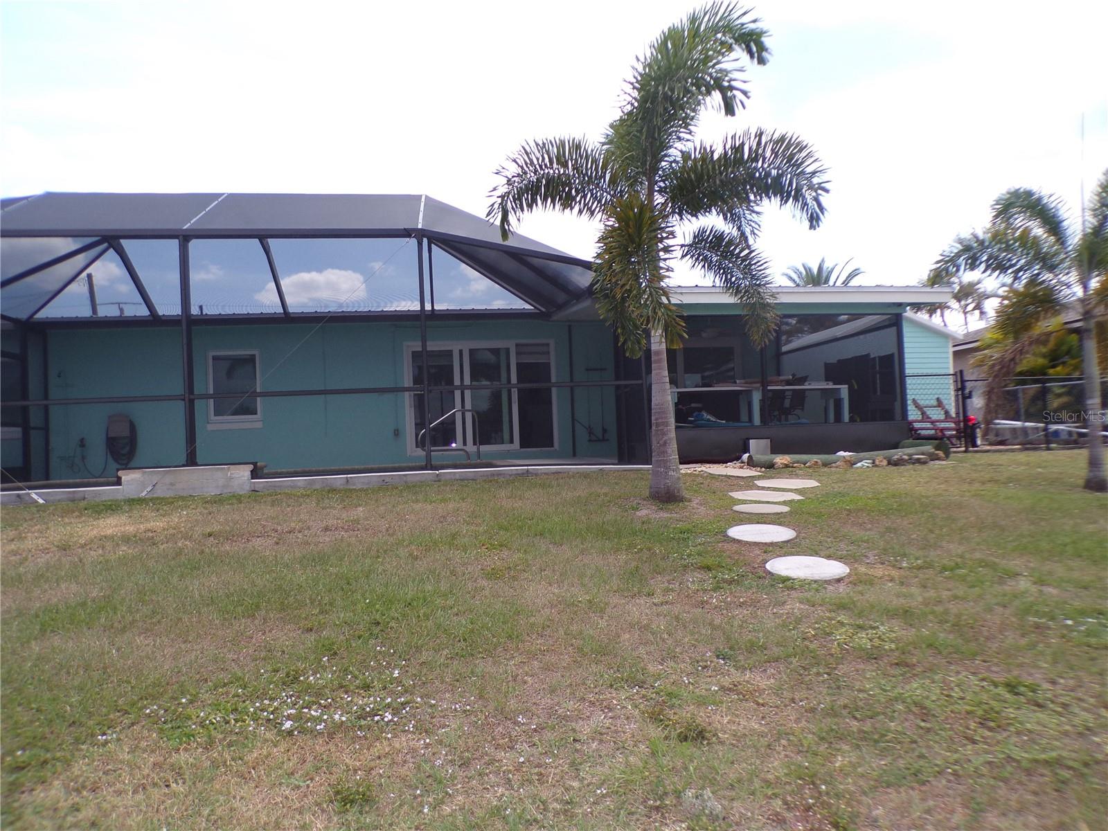 21088 EDGEWATER DR, PORT CHARLOTTE, FL, 33952