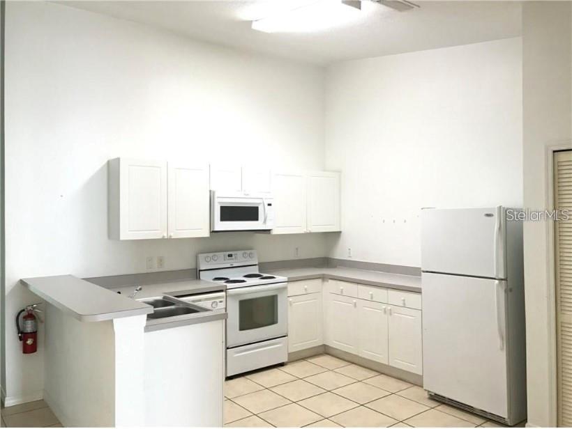 2792 CLUB CORTILE CIR #B, KISSIMMEE, FL, 34746