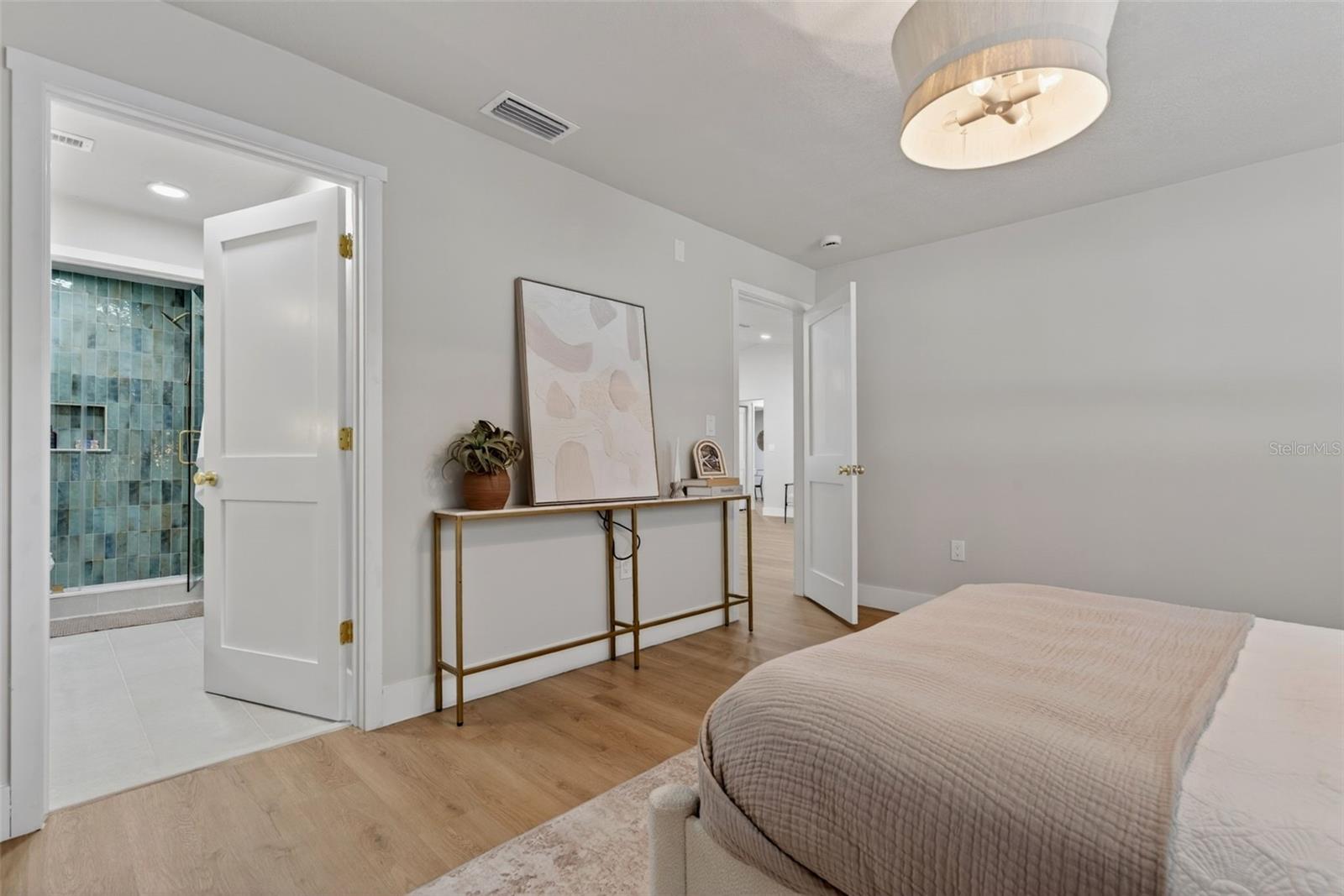 7833 BRISTOL CT, ST PETERSBURG, FL, 33709