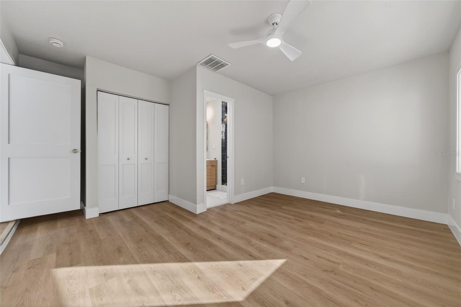 7833 BRISTOL CT, ST PETERSBURG, FL, 33709