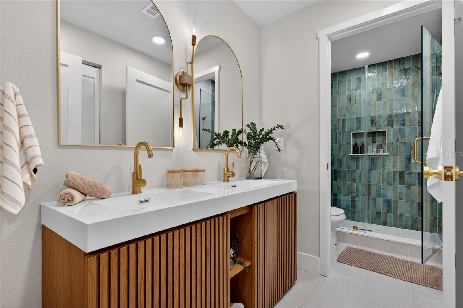 7833 BRISTOL CT, ST PETERSBURG, FL, 33709