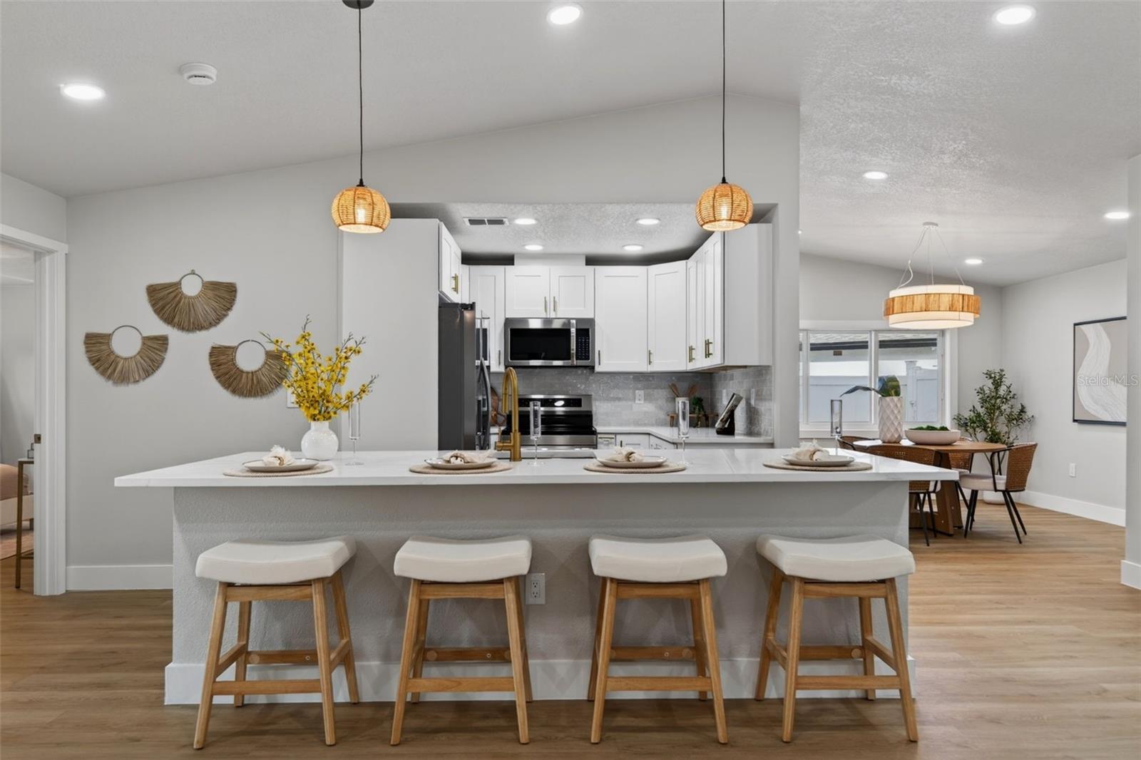 7833 BRISTOL CT, ST PETERSBURG, FL, 33709