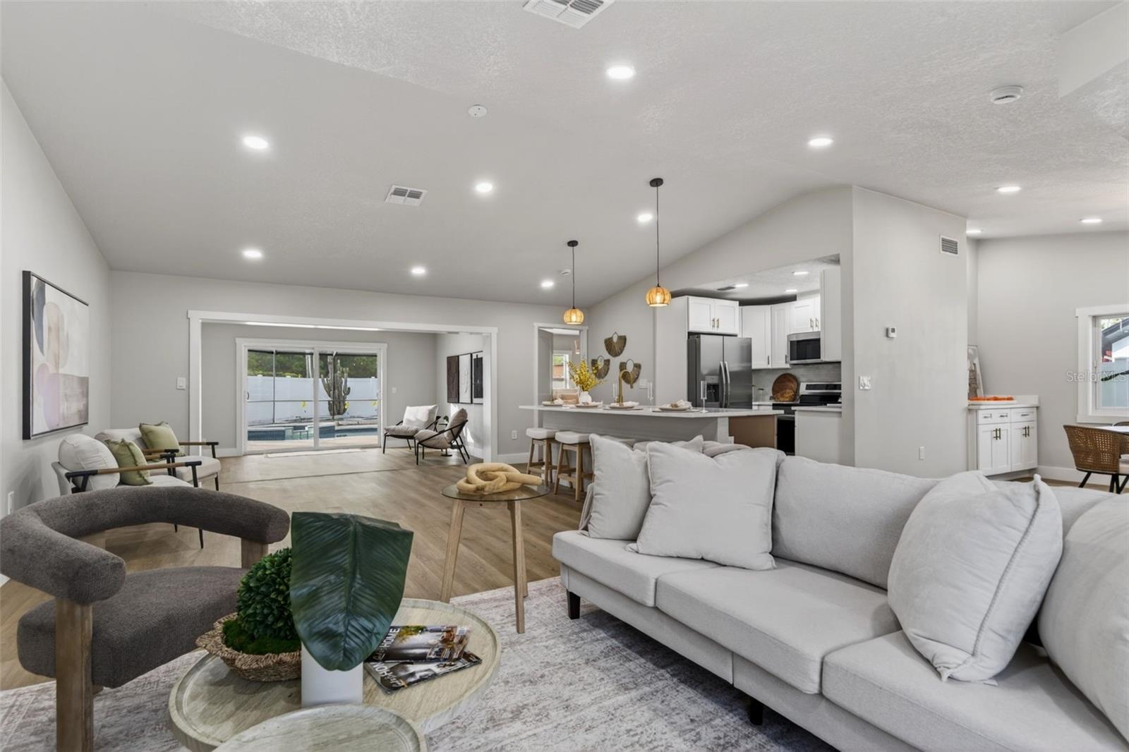 7833 BRISTOL CT, ST PETERSBURG, FL, 33709