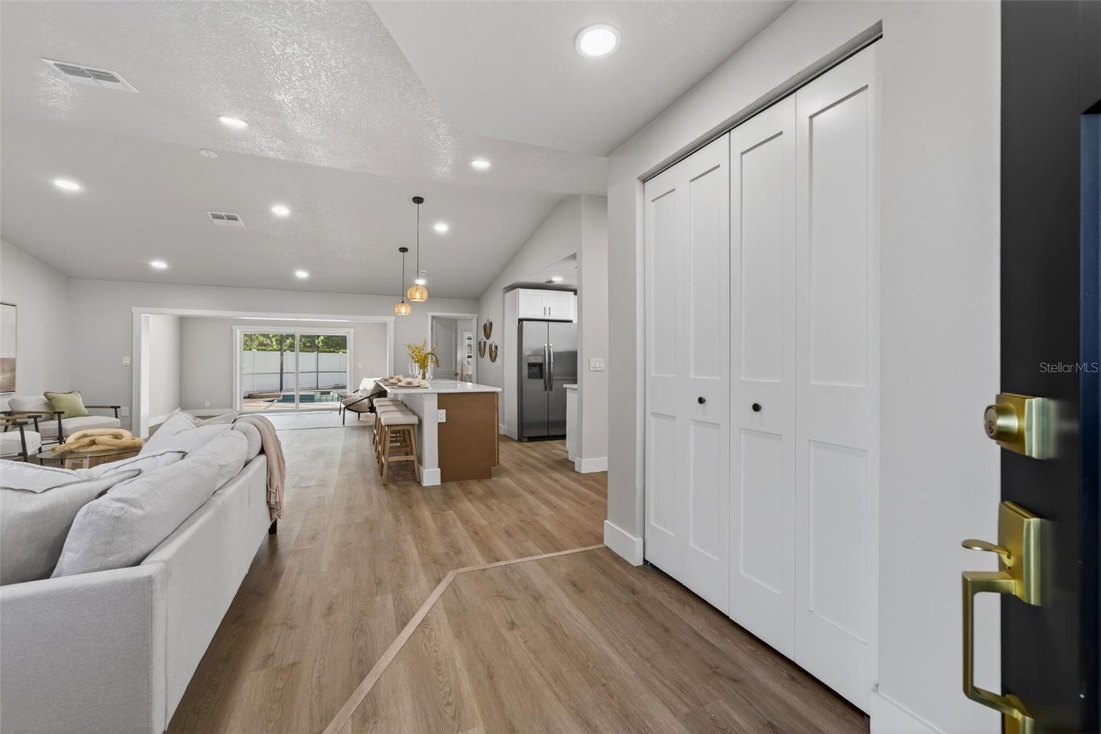 7833 BRISTOL CT, ST PETERSBURG, FL, 33709