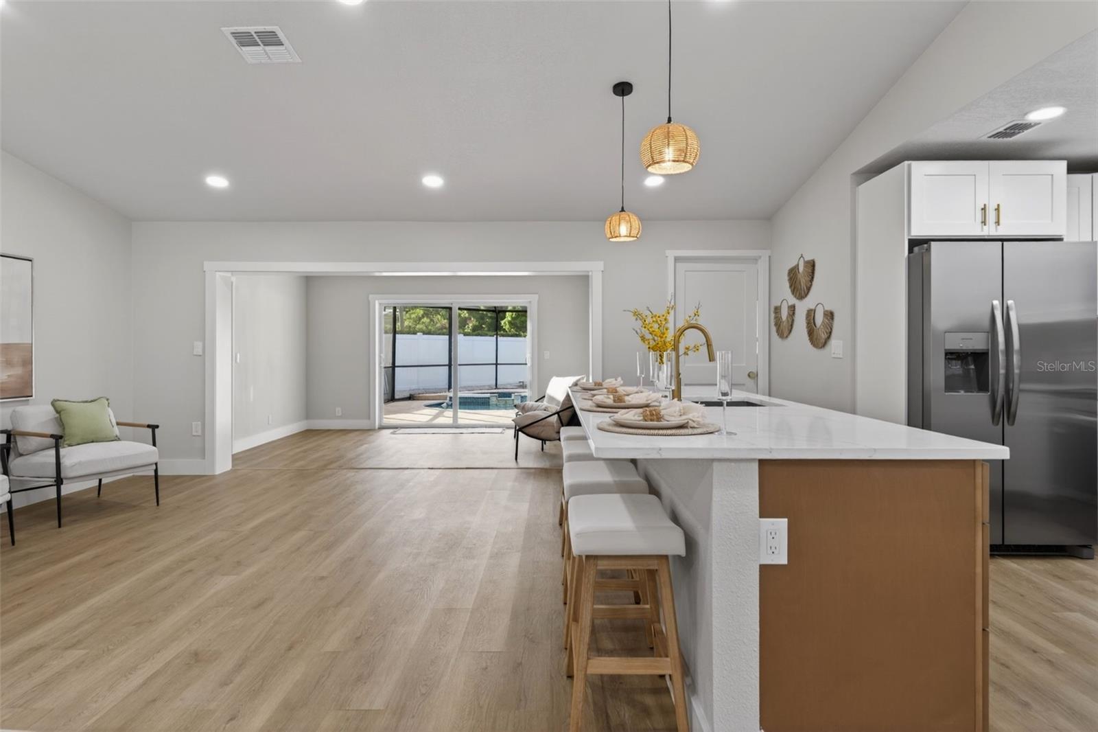 7833 BRISTOL CT, ST PETERSBURG, FL, 33709