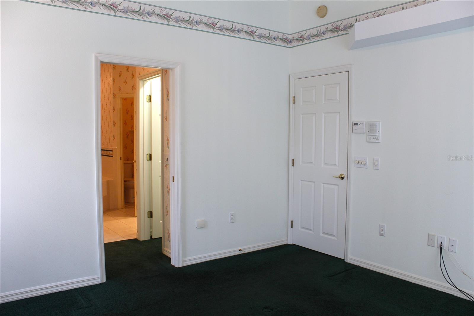 2228 LAKE HOLLOWAY BLVD, LAKELAND, FL, 33801