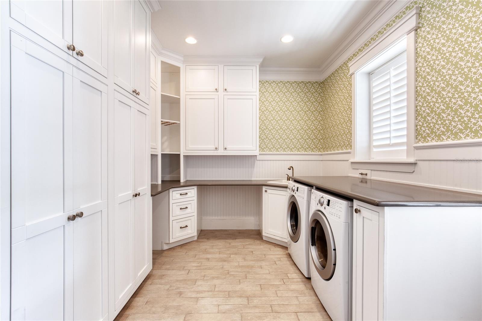 230 PARRULLI DR, ORMOND BEACH, FL, 32174