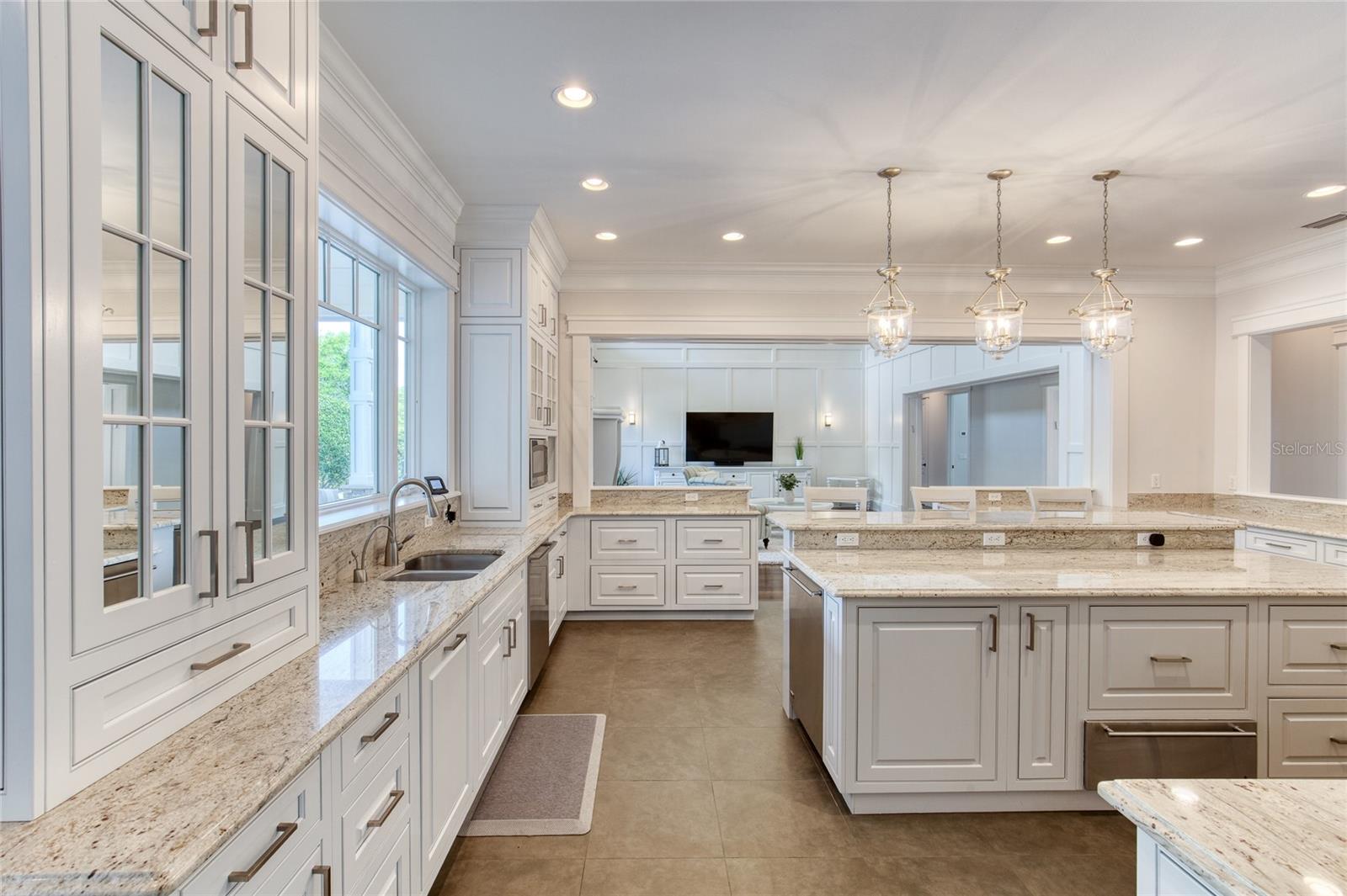 230 PARRULLI DR, ORMOND BEACH, FL, 32174