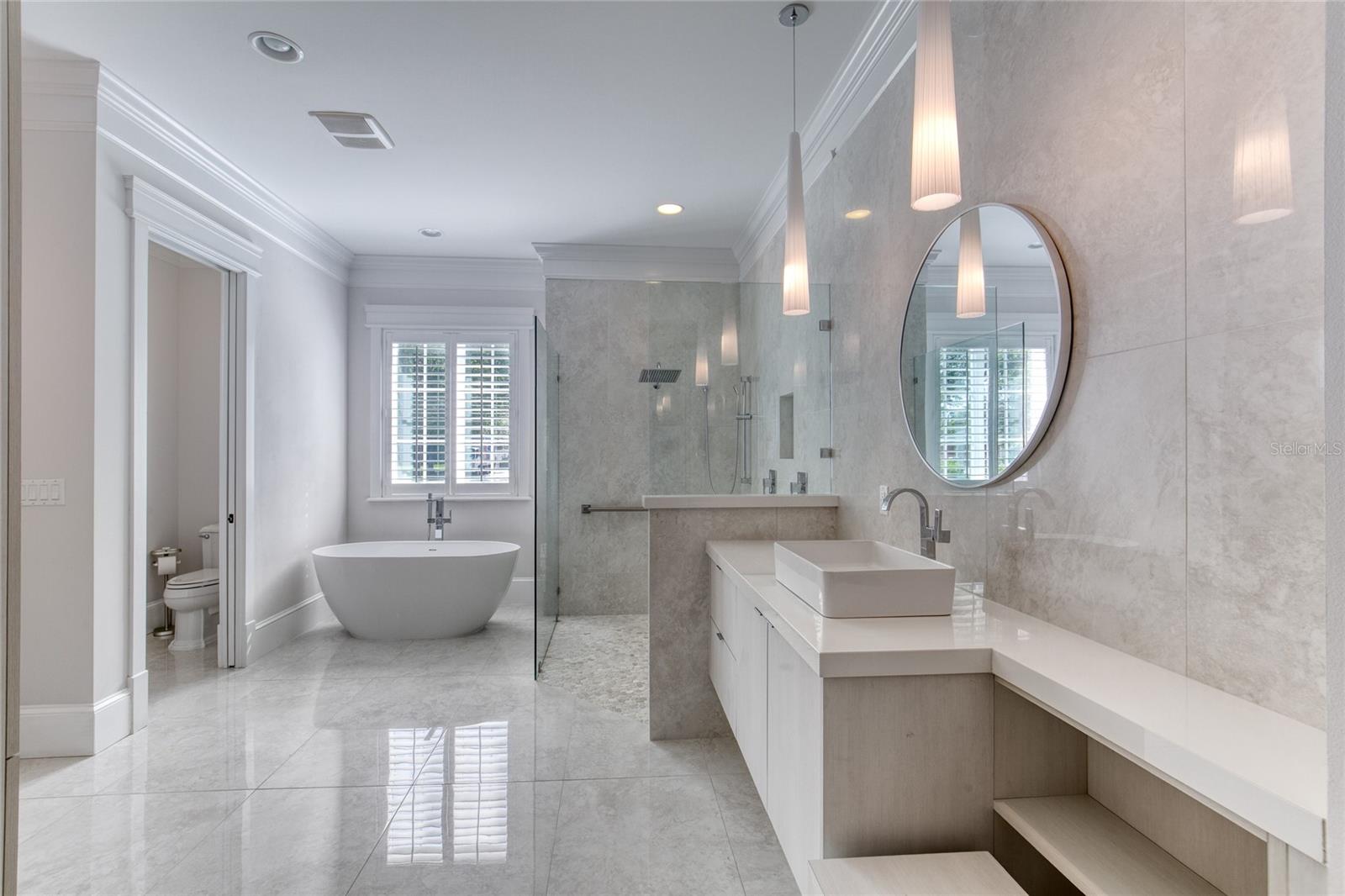 230 PARRULLI DR, ORMOND BEACH, FL, 32174