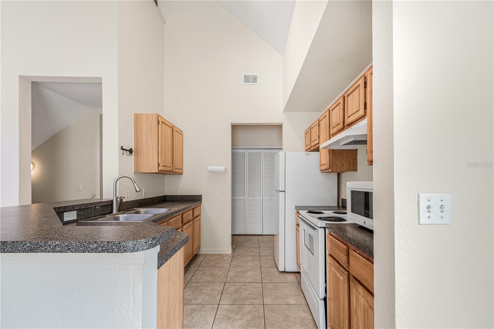 6025 WESTGATE DR #2527, ORLANDO, FL, 32835