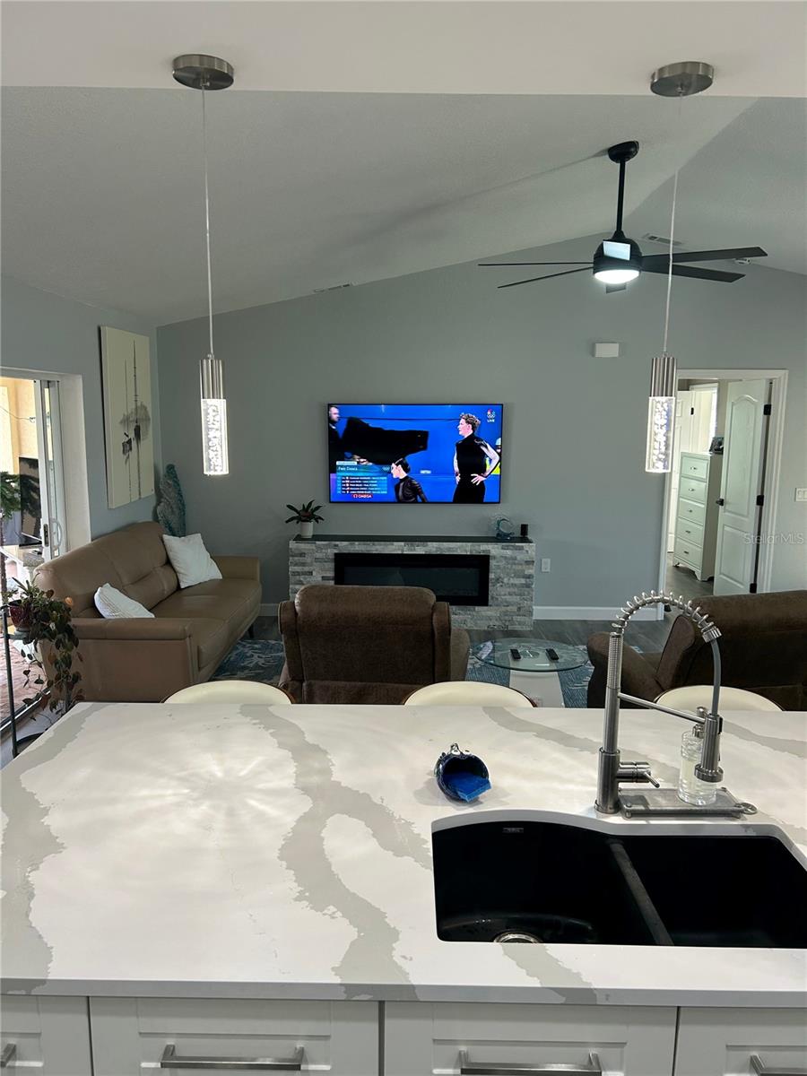 1727 BOCA RATON CT, PUNTA GORDA, FL, 33950