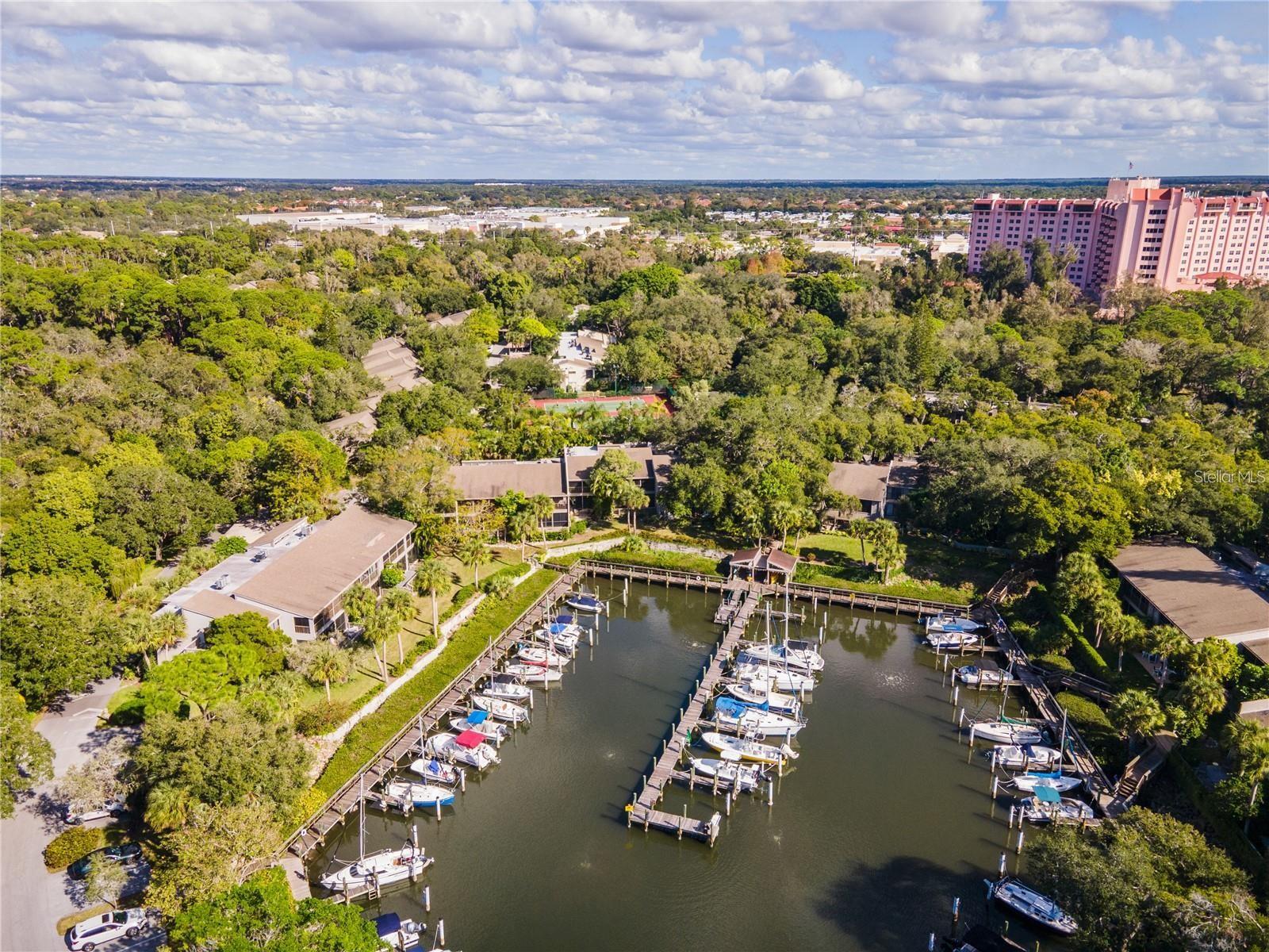 1647 BROOKHOUSE CT #246, SARASOTA, FL, 34231
