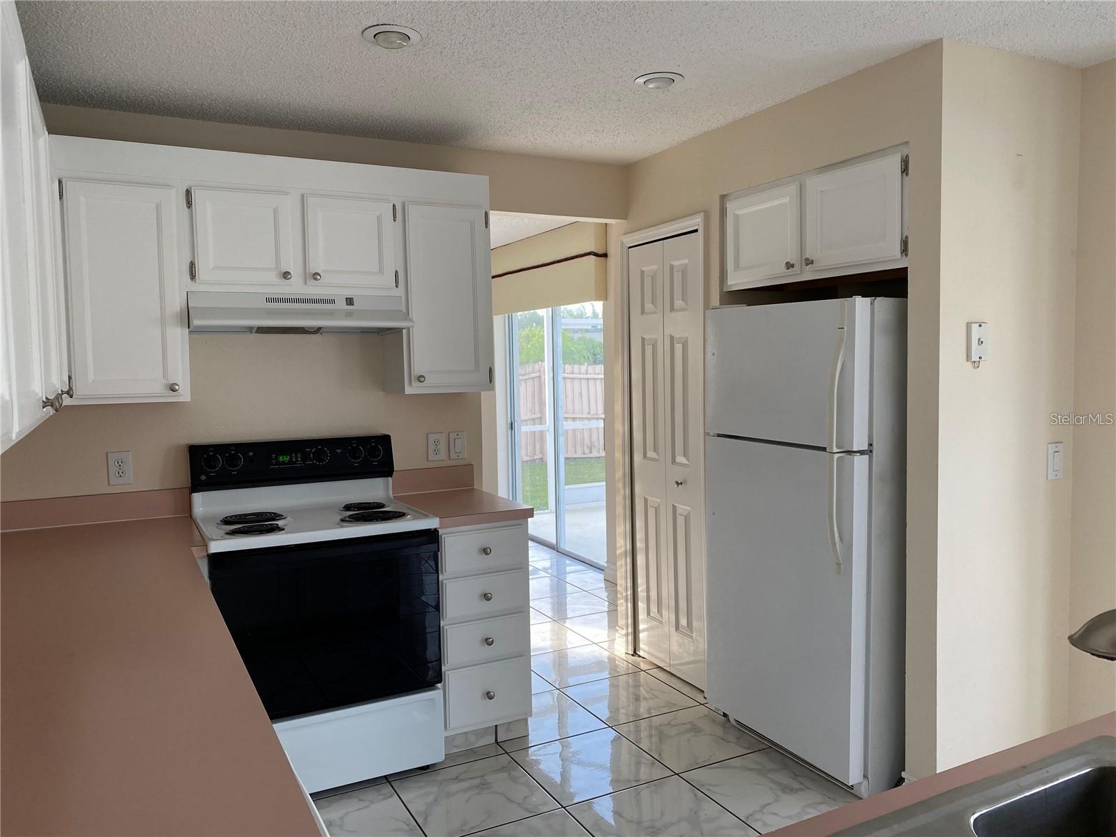 14541 HUNTINGFIELD DR, ORLANDO, FL, 32824