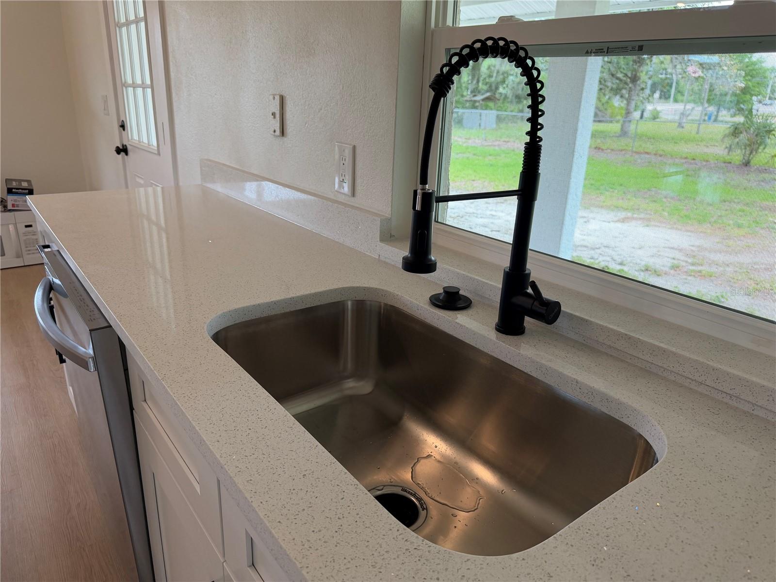 17936 STATE ROAD 52, LAND O LAKES, FL, 34638