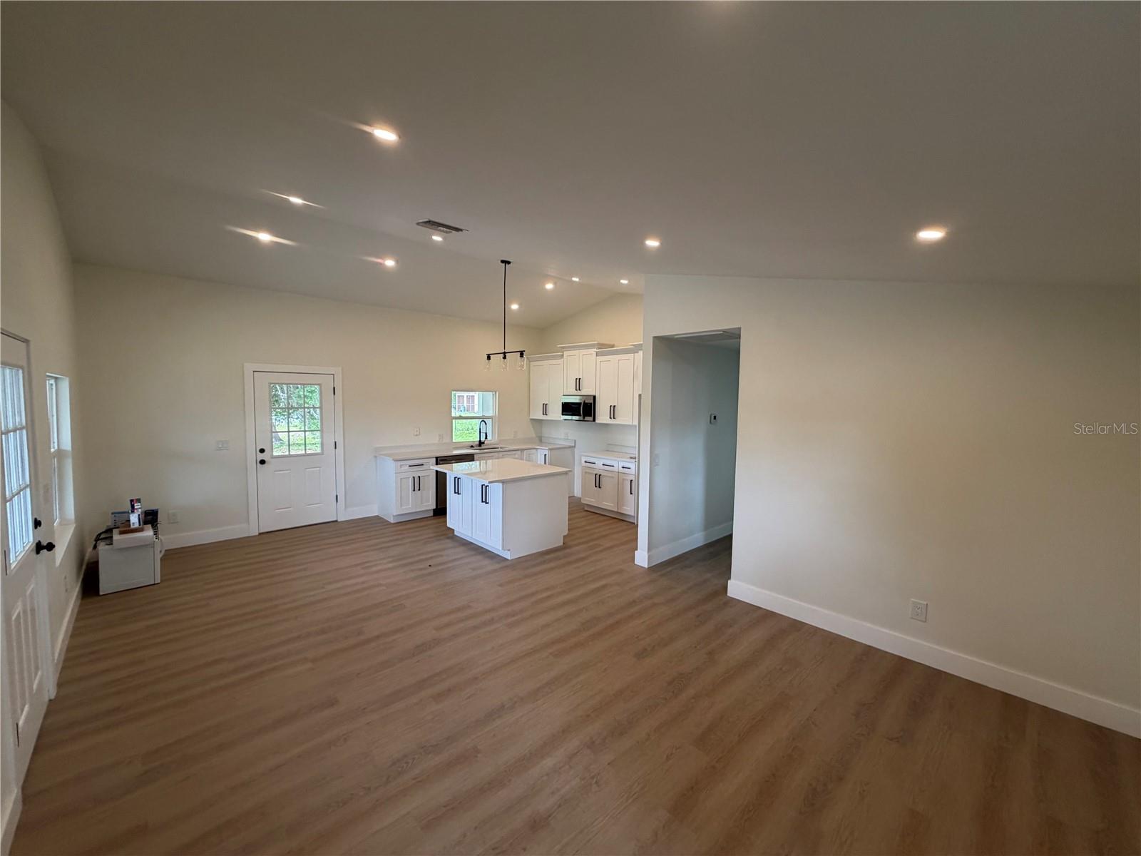 17936 STATE ROAD 52, LAND O LAKES, FL, 34638