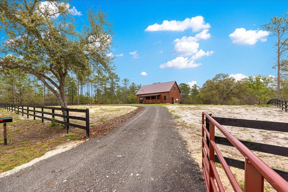 2271 SE 147TH AVE, MORRISTON, FL, 32668